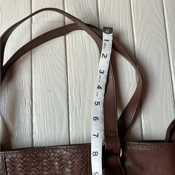 Cleo + Wolf Women's Basketweave Leather Tote Purse Handbag - Picture 8 of 12